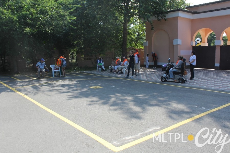 В парке появилась новая площадка для игры в бочча