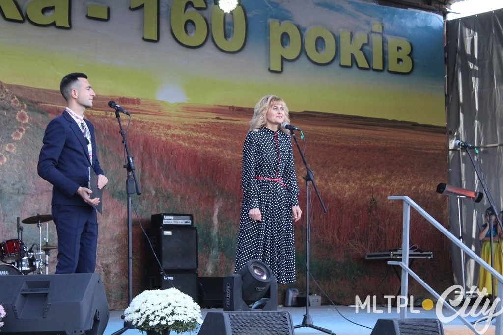 Первой родное село поздравила Татьяна Горбань