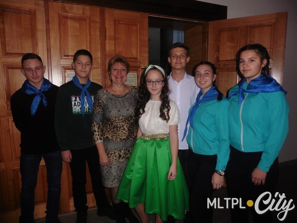 Татьяна Мищак со своими воспитанниками