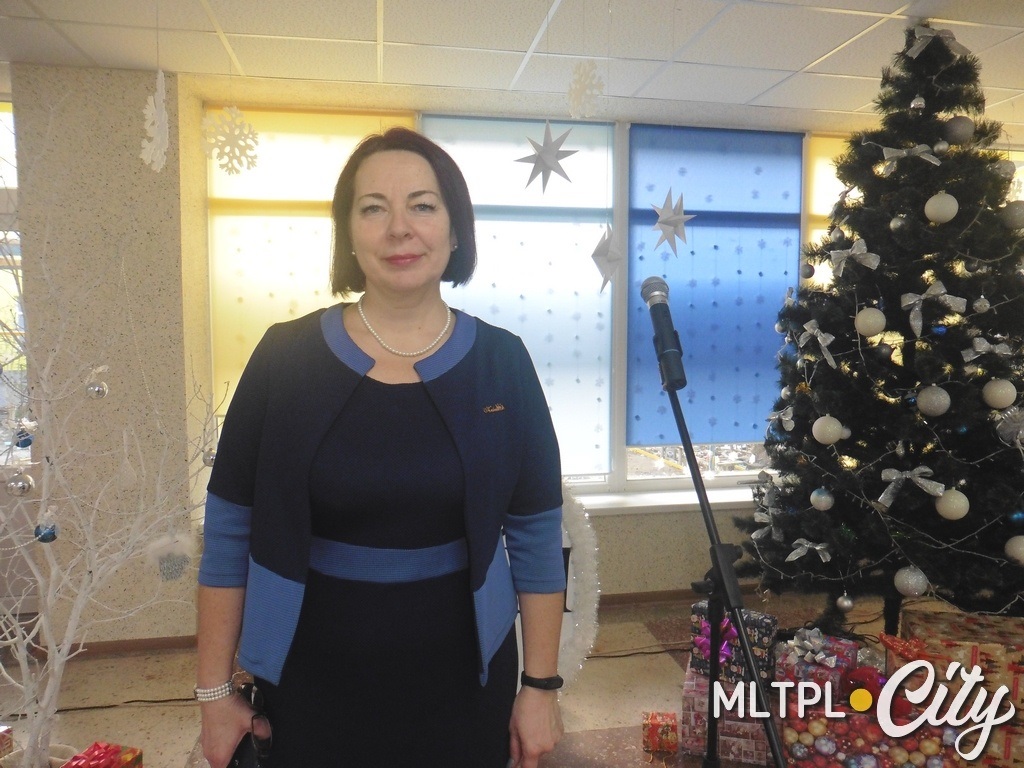 Елена Шерстюк возглавила отремонтированную школу