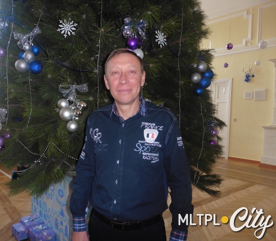 Андрей Могила на репетиции новогодних утренников
