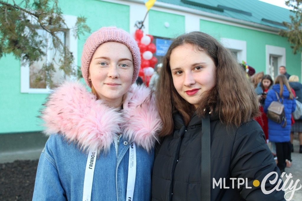 Вика и Виолетта