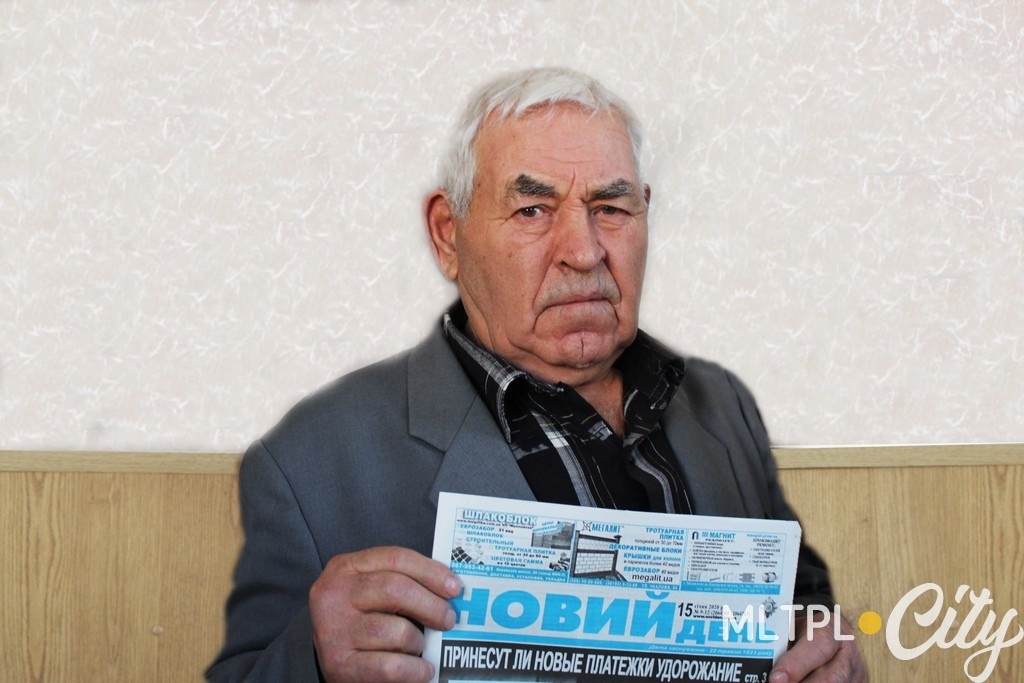 Александр Горшков читает «Новый день» от корки до корки