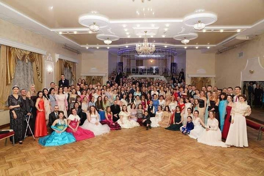Собралось 400 человек