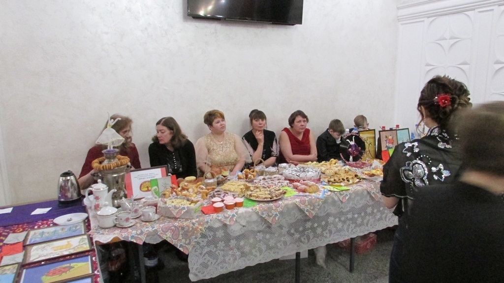 Воскресные школы предлагали выпечку