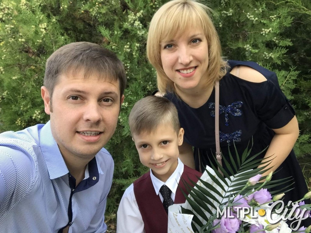 Родители поддерживают своего сына во всех начинаниях