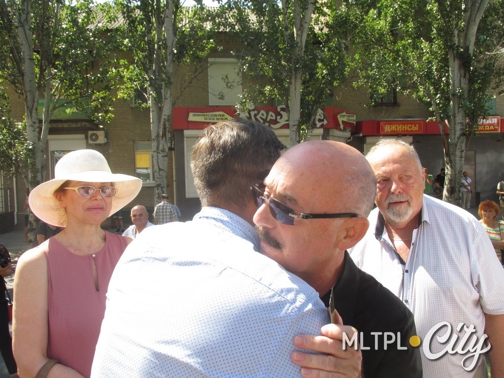 У Владимира Шпильфогеля на малой родине много друзей