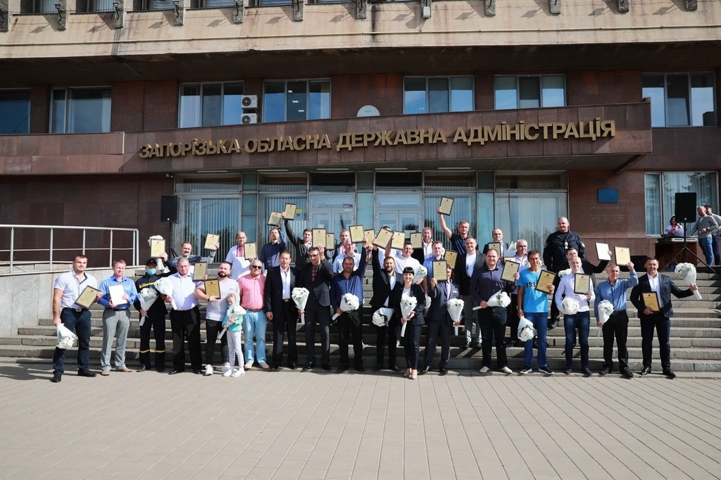 В Запорожье торжественно наградили "Отцов года-2020"