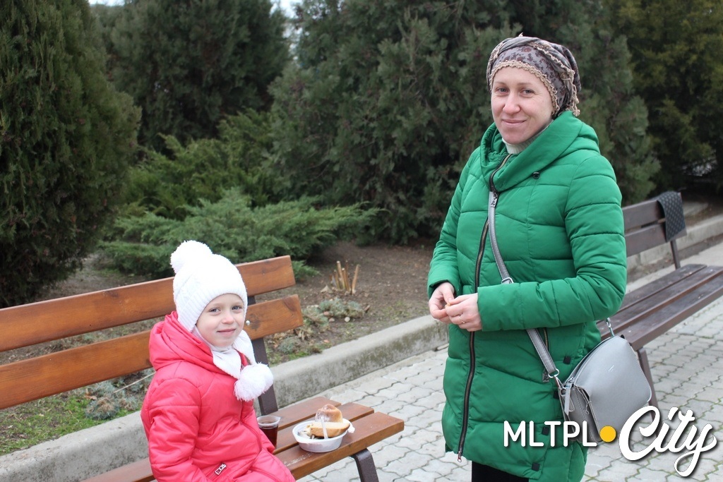 Дарья с Машенькой довольны службой