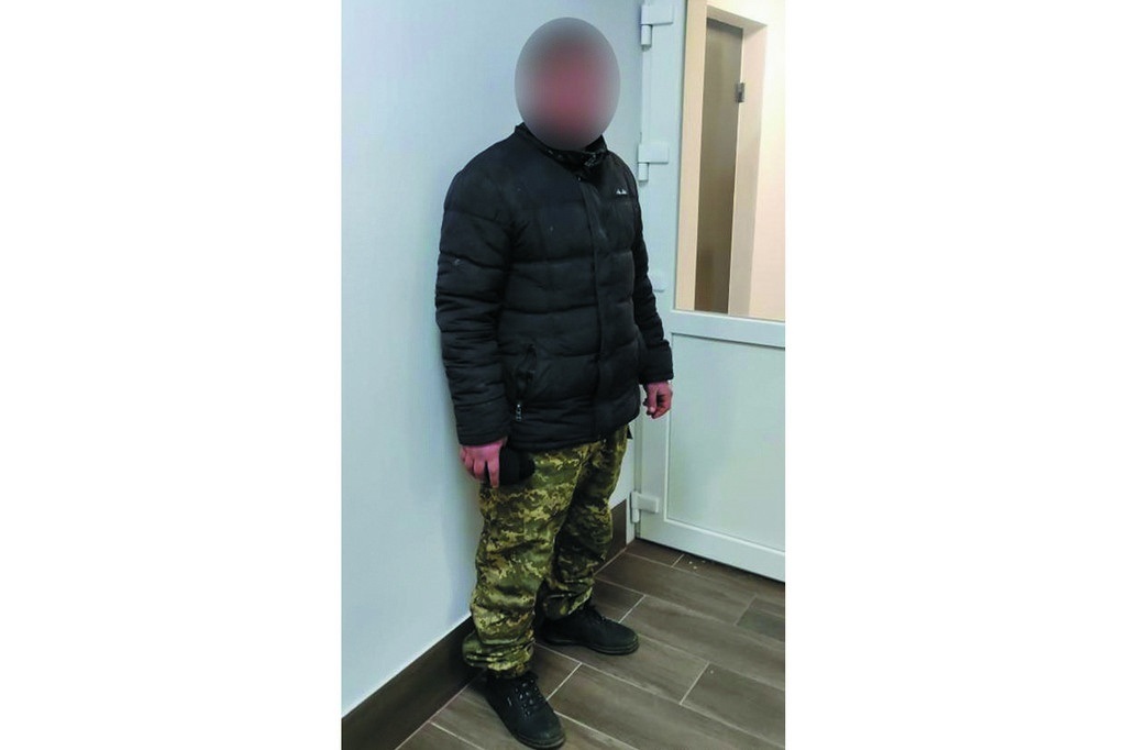 Мужчина вместе с товарищем позарился на телефон мелитопольца и теперь ответит перед законом
