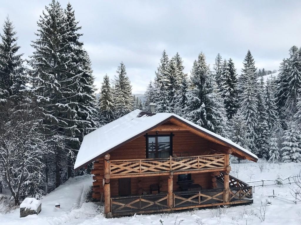 Проживання в Ізках