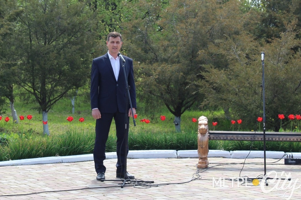 Сергій Прийма звернувся до присутніх від імені народного депутата України та районної ради