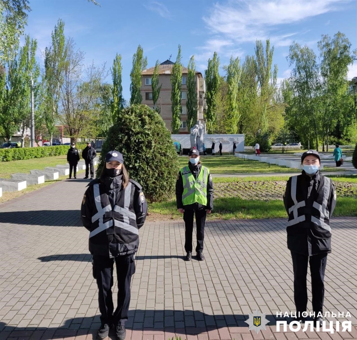 Полицейские стояли на страже порядка в течение всего праздника