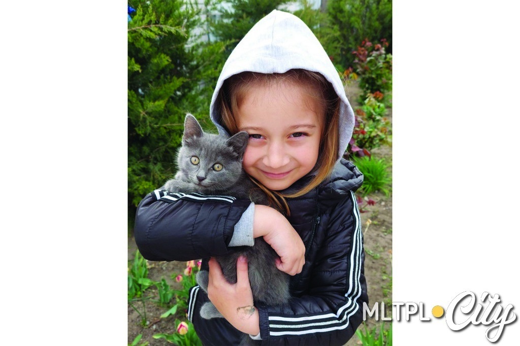 Головним переможцем фотоконкурсу Вероніка Боєва зі своєю кицькою Карамелькою