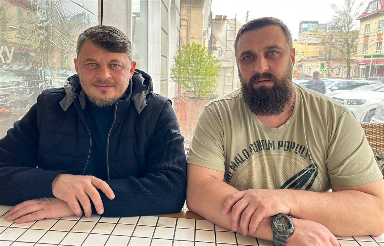 Ніколай Дьяконовим та Андрєй Жидков